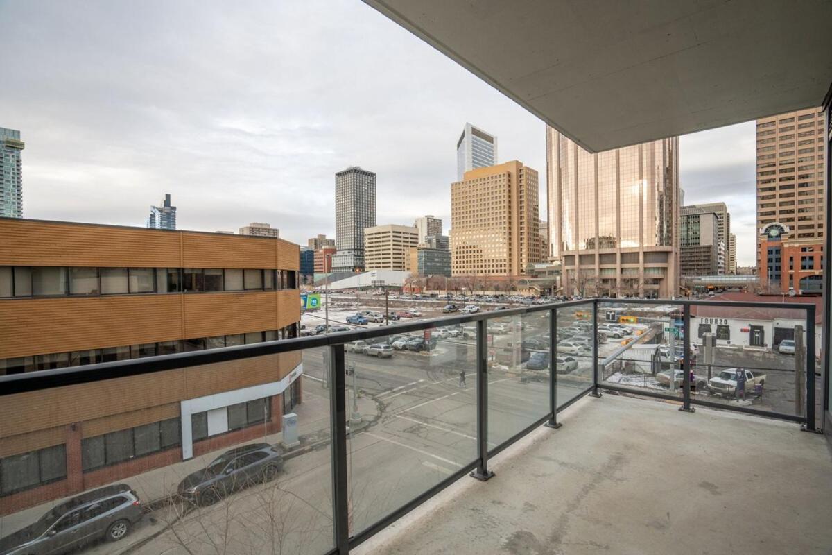 Apartment Stylish With Exclusive Rooftop Pool