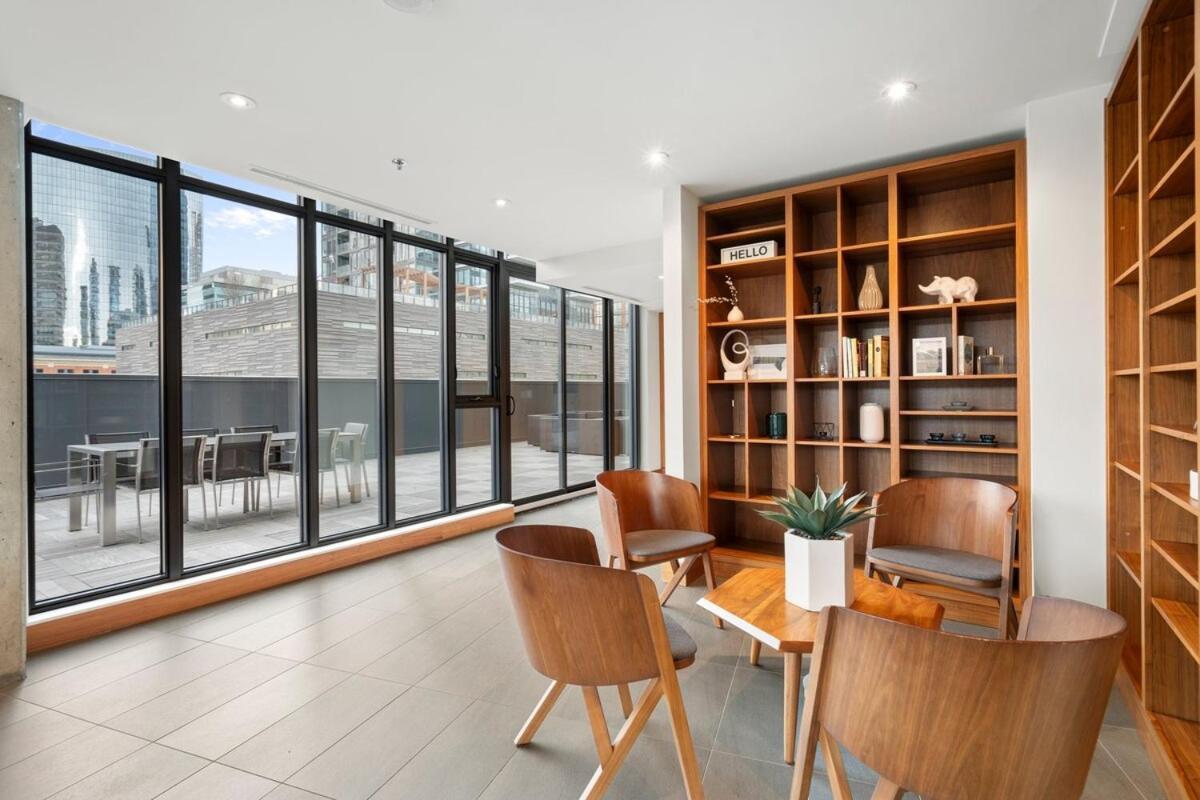 Apartment Stylish With Exclusive Rooftop Pool *